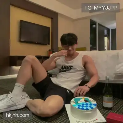 樊雍炼